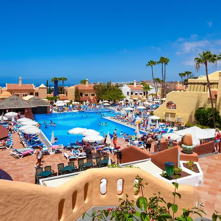 호텔 Tagoro Family & Fun 아데제