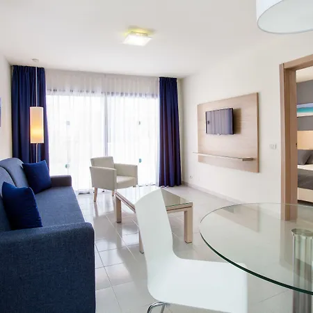 Tagoro Family & Fun 호텔 4*