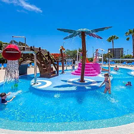 Tagoro Family & Fun Hotel
