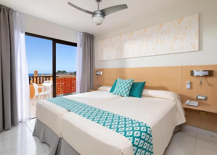 Tagoro Family & Fun 4*