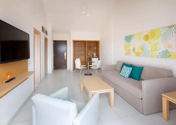 Ξενοδοχείο Tagoro Family & Fun 4*